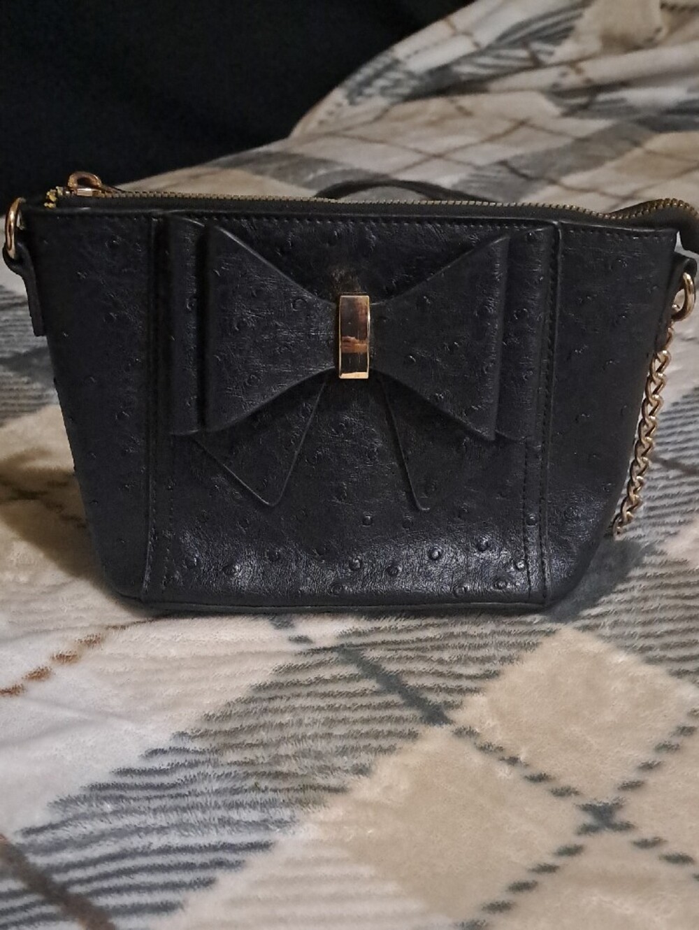 Black Bow Accent Crossbody Bag with Gold Chain - Picture 3 of 6